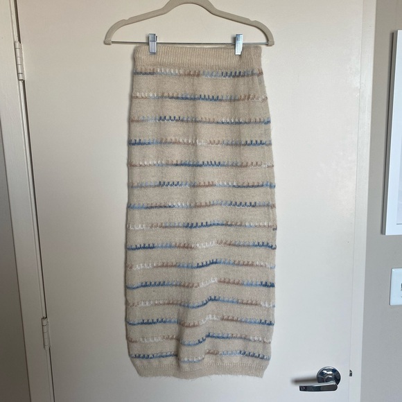 Colorful Whipstitch Knit Skirt - Picture 3 of 3